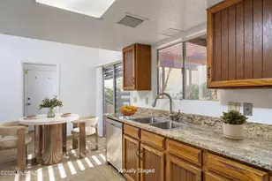 6533 N Foothills Dr, Tucson, AZ 85718 - Photo 13