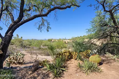 6533 N Foothills Drive, Tucson, AZ 85718 - Photo 27