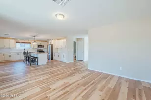 10095 N Mill Crossing Way, Tucson, AZ 85743 - Photo 9