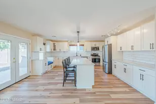 10095 N Mill Crossing Way, Tucson, AZ 85743 - Photo 11