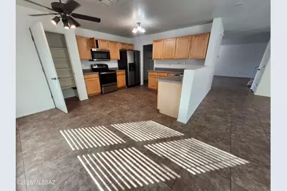 13697 E Oxmoor Valley Drive, Vail, AZ 85641 - Photo 9