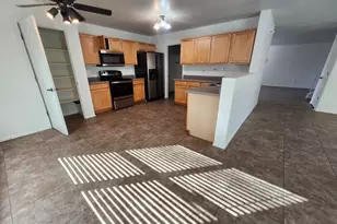 13697 E Oxmoor Valley Dr, Vail, AZ 85641 - Photo 9