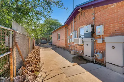 623 S Highland Avenue, Tucson, AZ 85719 - Photo 27