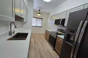 8919 E Calle Norlo, Tucson, AZ 85710 - Photo 7