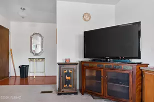 2842 S Western Way Cir, Tucson, AZ 85713 - Photo 9