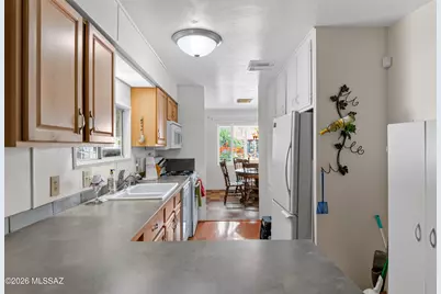 2842 S Western Way Circle, Tucson, AZ 85713 - Photo 13