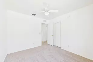 9947 E Denver Hill Dr, Tucson, AZ 85748 - Photo 19