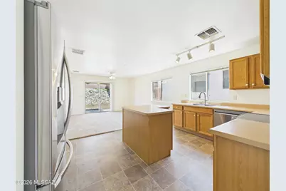 9947 E Denver Hill Drive, Tucson, AZ 85748 - Photo 5