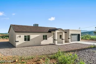 1563 Pinguinos Ct, Rio Rico, AZ 85648 - Photo 3