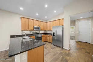 11394 E Squash Blossom Loop, Tucson, AZ 85747 - Photo 7