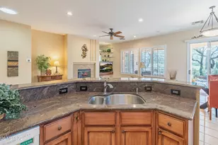 12996 N Burrobush Loop, Marana, AZ 85658 - Photo 9