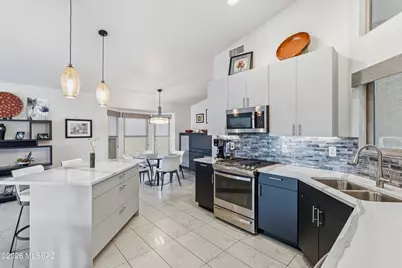 995 N Rams Head Road, Green Valley, AZ 85614 - Photo 21