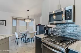 995 N Rams Head Rd, Green Valley, AZ 85614 - Photo 25