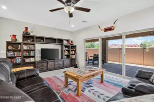 882 E Vault Mine Ct, Green Valley, AZ 85614 - Photo 11