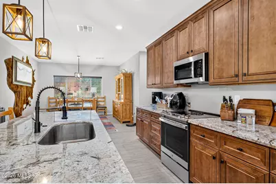 882 E Vault Mine Court, Green Valley, AZ 85614 - Photo 19