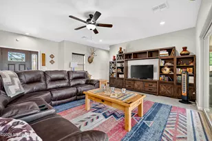 882 E Vault Mine Ct, Green Valley, AZ 85614 - Photo 15