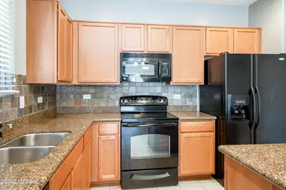 7307 E Heartwood Drive, Tucson, AZ 85756 - Photo 11