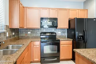 7307 E Heartwood Dr, Tucson, AZ 85756 - Photo 11