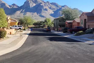 10706 N Hewitt Pl, Oro Valley, AZ 85737 - Photo 3