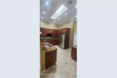 10706 N Hewitt Place, Oro Valley, AZ 85737 - Photo 5