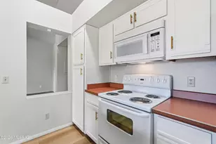 1710 W Park Wood Ln, Tucson, AZ 85746 - Photo 11