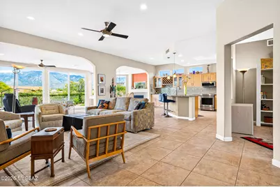 14192 N Biltmore Drive, Oro Valley, AZ 85755 - Photo 7