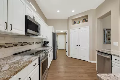 12988 N Burrobush Loop, Marana, AZ 85658 - Photo 13