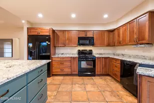 1176 E Rising Sun Dr, Oro Valley, AZ 85755 - Photo 15