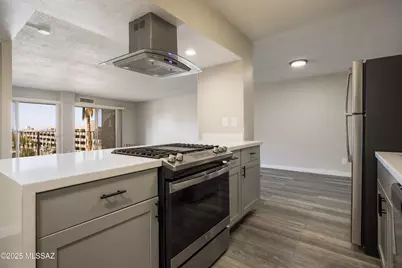 425 W Paseo Redondo #4G, Tucson, AZ 85701 - Photo 7