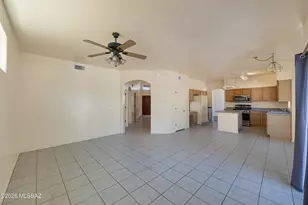 461 E Covered Wagon Dr, Tucson, AZ 85704 - Photo 17