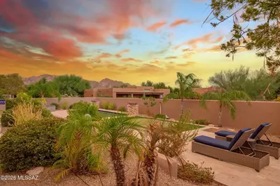 11725 N Via De La Verbenita, Oro Valley, AZ 85737 - Photo 3