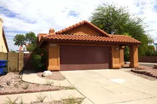 9500 E Stonehaven Way, Tucson, AZ 85747 - Photo 1