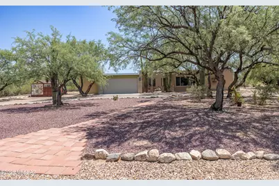 2942 N Longhorn Drive, Tucson, AZ 85749 - Photo 1