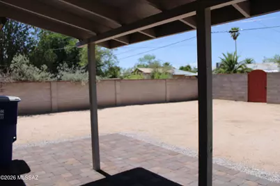 6526 E Calle Dened, Tucson, AZ 85710 - Photo 15