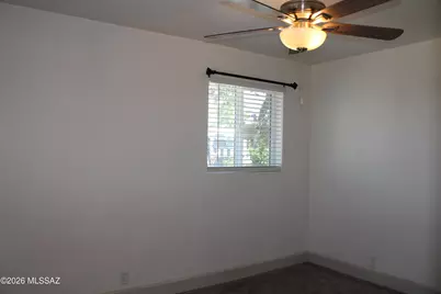 6526 E Calle Dened, Tucson, AZ 85710 - Photo 9