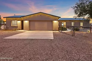 7985 N Pleasant Ln, Tucson, AZ 85743 - Photo 5