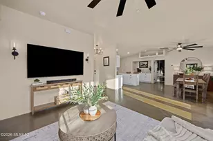 7985 N Pleasant Ln, Tucson, AZ 85743 - Photo 11