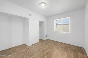 313 W 42nd St, Tucson, AZ 85713 - Photo 11