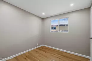 10 E Corona Rd, Tucson, AZ 85756 - Photo 21