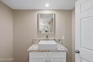 10 E Corona Rd, Tucson, AZ 85756 - Photo 27