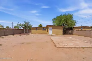 10 E Corona Rd, Tucson, AZ 85756 - Photo 37