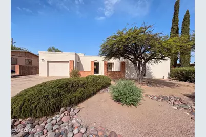 917 N Miller Drive, Tucson, AZ 85710 - Photo 1