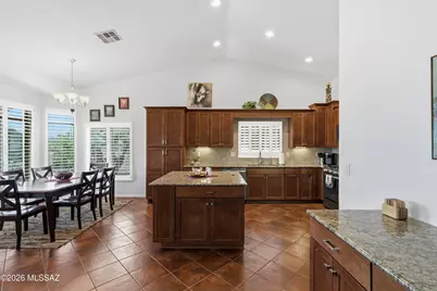 2587 E Dome Court, Green Valley, AZ 85614 - Photo 13