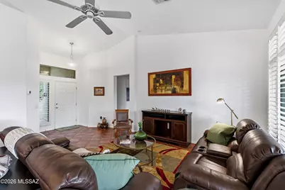 2587 E Dome Court, Green Valley, AZ 85614 - Photo 11