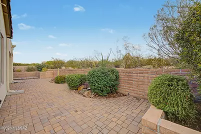 521 N Easter Lily Lane, Green Valley, AZ 85614 - Photo 39