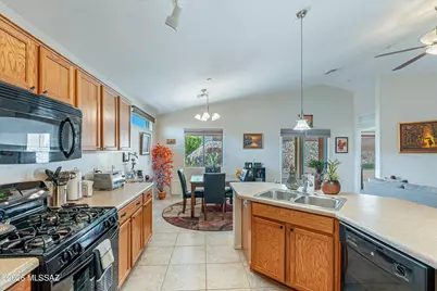 61033 E Forelock Place, Saddlebrooke, AZ 85739 - Photo 13