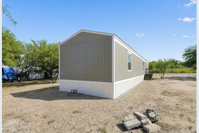 375 E 3rd Street, Benson, AZ 85602 - Photo 3