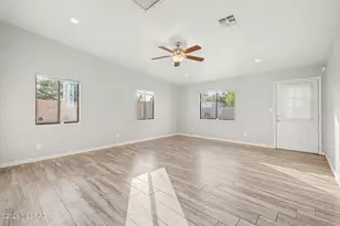 1115 E East Circle Dr, Tucson, AZ 85719 - Photo 9