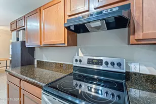 4873 E 17th St, Tucson, AZ 85711 - Photo 9