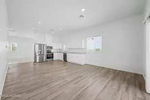 8895 S Marstellar Rd, Tucson, AZ 85736 - Photo 15
